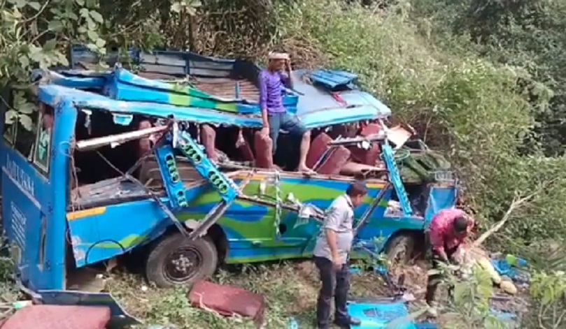 26 Nursing Students Among 30 Injured As Mini-Bus Falls Into Ditch In J&K's Udhampur