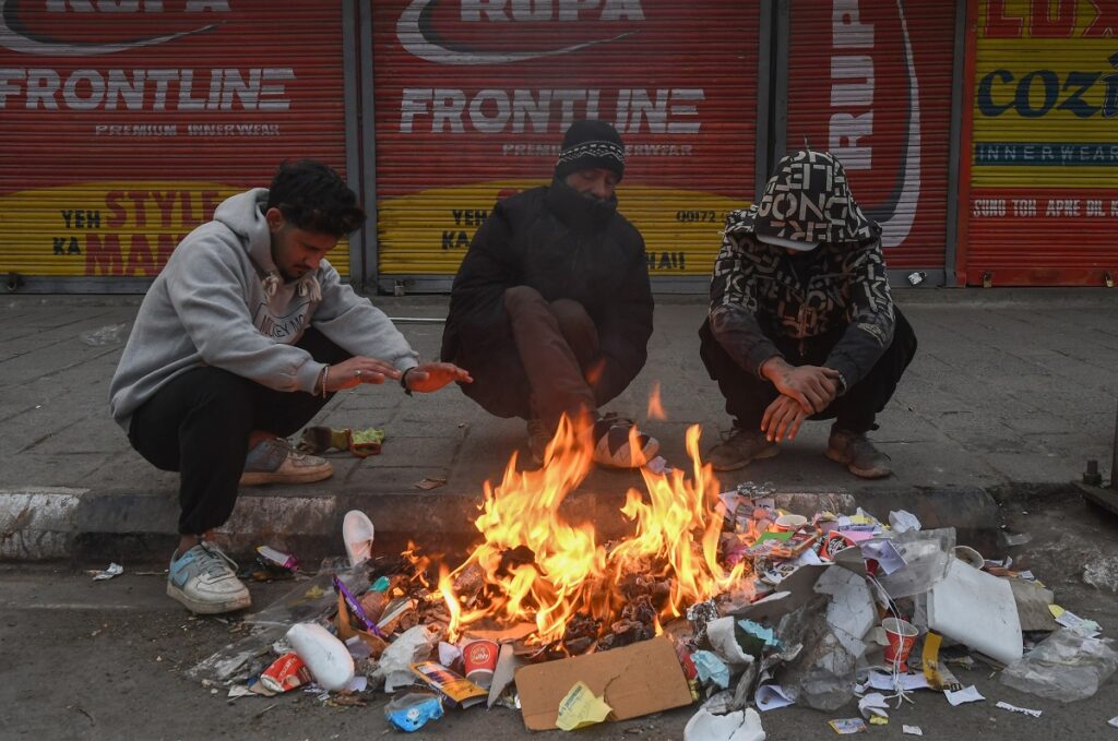 Cold Wave Grips Kashmir, Srinagar Records Season’s Coldest Night At -2.1°C