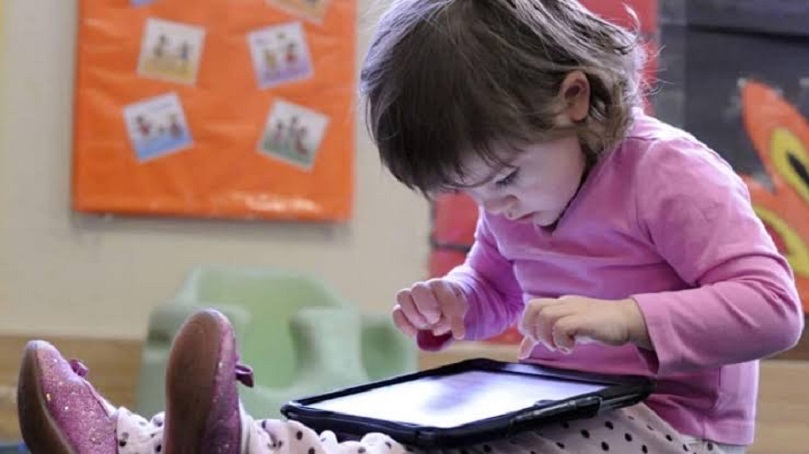 Growing up Digital: A Generation with Virtual Childhood 