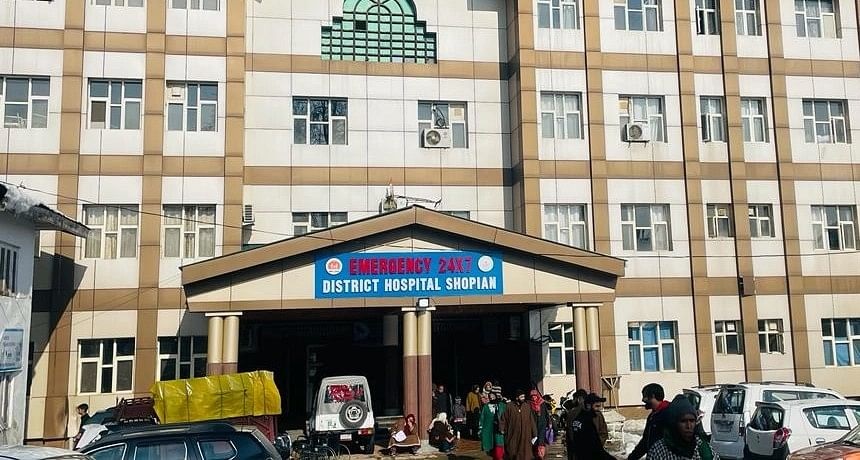 Only 17 Out of 198 Staffers Found Present At Shopian Hospital