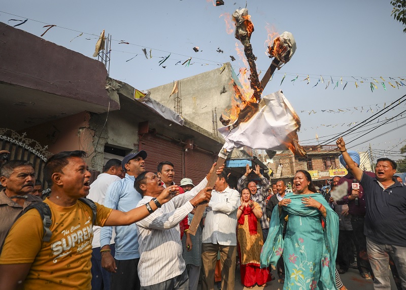 Gorkhas Hold Protest Against Special Status Resolution In Jammu, Burn Effigies Of Dy CM