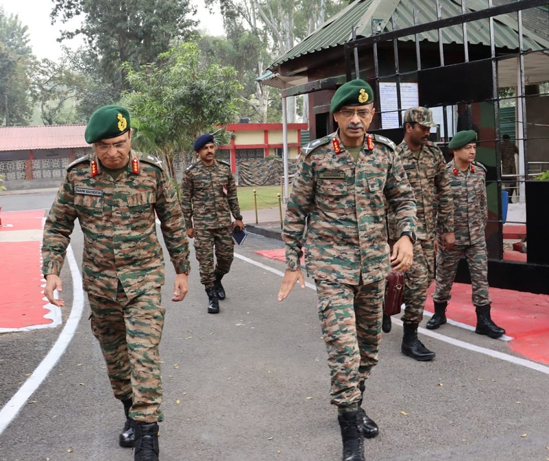 Army's Northern Commander Reviews Operational Preparedness Of Troops