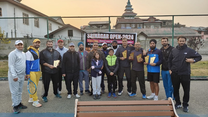 Srinagar Open: Inayat Retains Singles Title