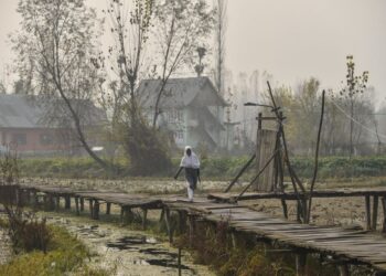 Most Parts Of Kashmir Valley Reel Under Sub-Zero Temperature