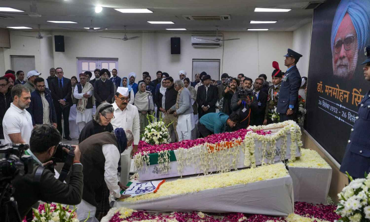 Manmohan Singh's Final Journey Begins From AICC Headquarters