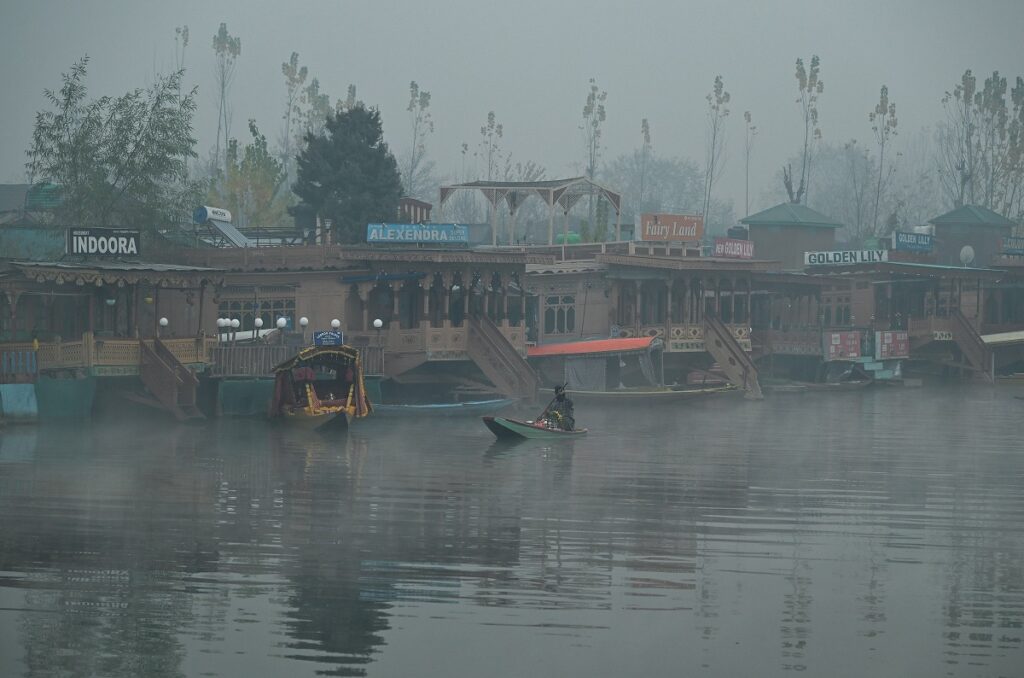 Night Temperature Rises In Kashmir, Srinagar Records 1.8 Degrees Celsius