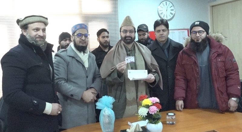 Mirwaiz Launches Privilege Health Card For Imams