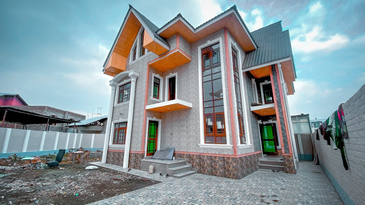 Modern Housing Architecture and Chilly Winters in Kashmir