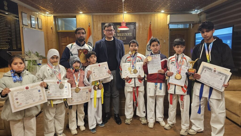 Baramulla’s Young Karate Stars Felicitated For National Feats