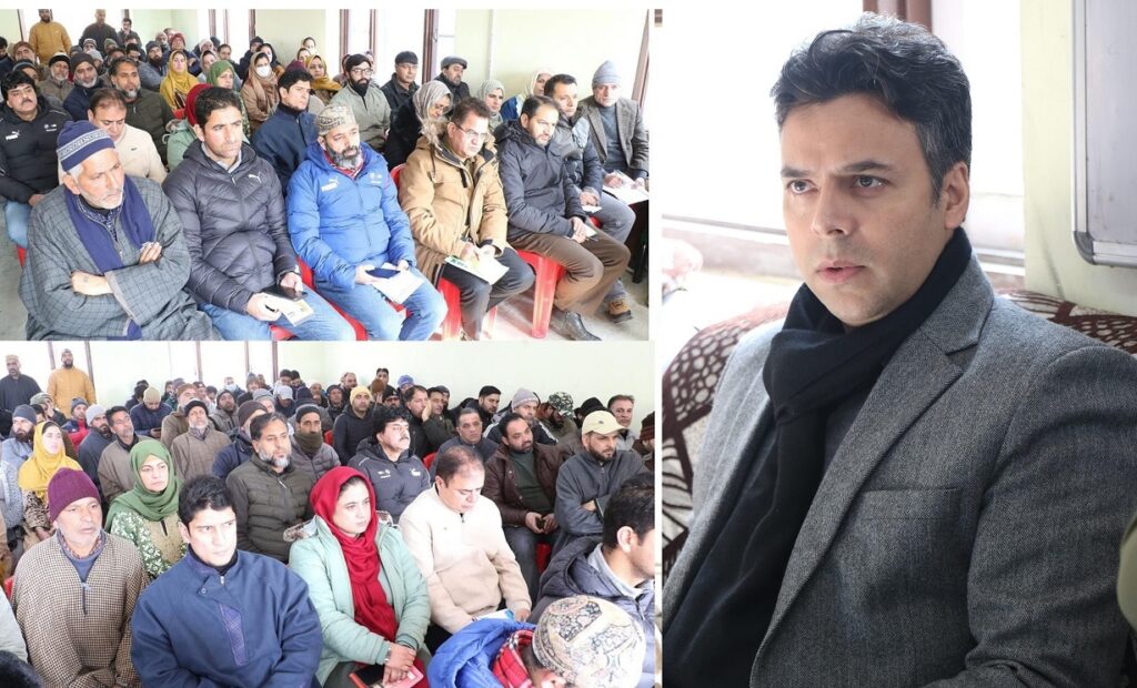 DC Srinagar Holds Public Grievance Redressal Camp At Khimber