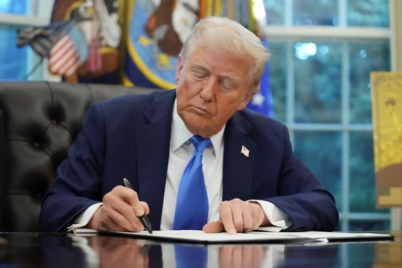 US Adds 20 More Countries to Travel Ban, Restrictions List