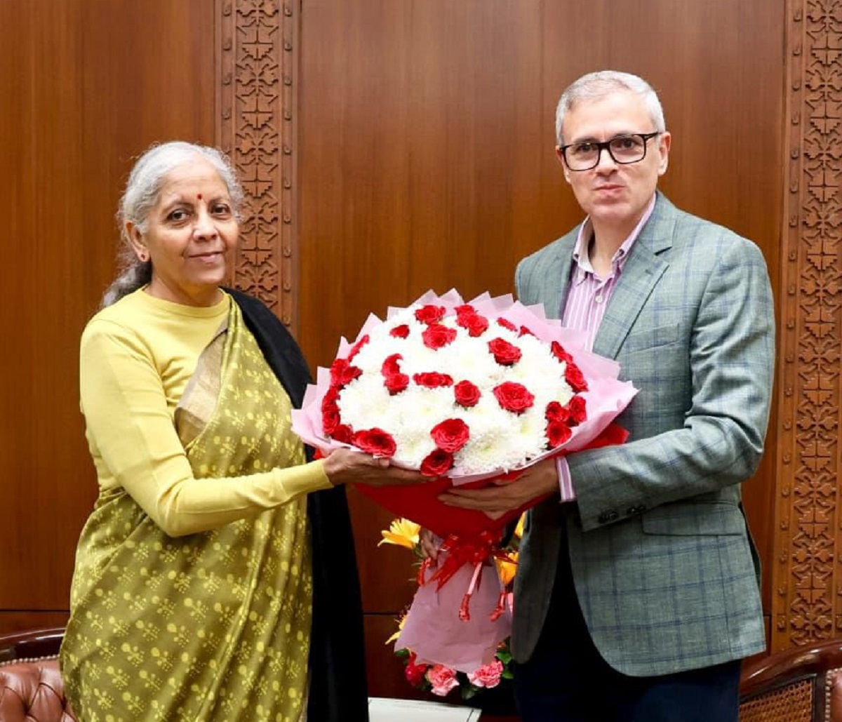 FM Praises Omar Abdullah’s ‘Focused’ Push to Revive J&K Economy