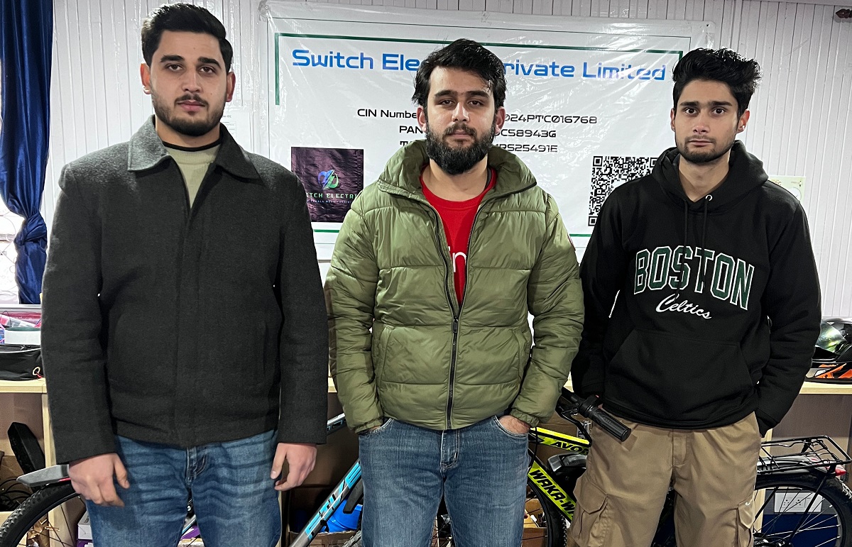 Kashmiri Techies Turn Bicycles into Electric Lifelines