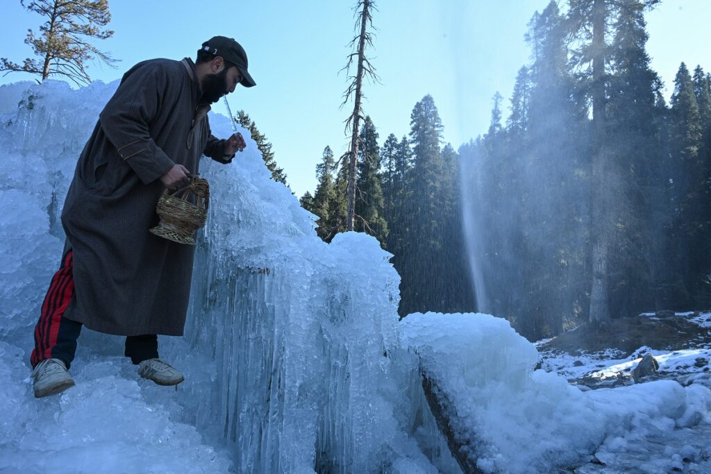Snowfall In Kashmir Plains Unlikely Until Jan 20: MeT