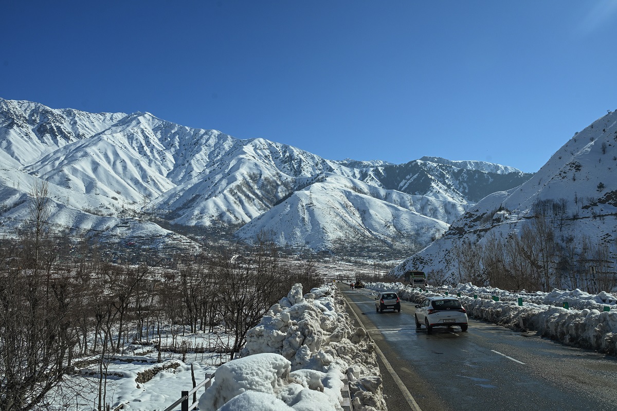 Why Kashmir’s Weather Is Defying Forecasts and Memory