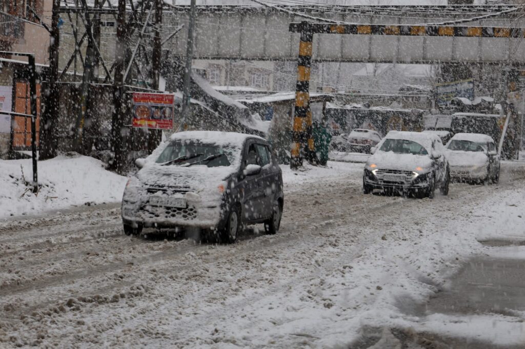 More Rain, Snow Likely in Kashmir Valley From Jan 26: MeT