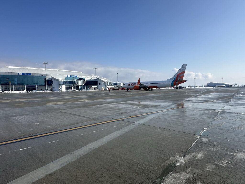 Normal Operations Resume at Srinagar Airport After Snowfall
