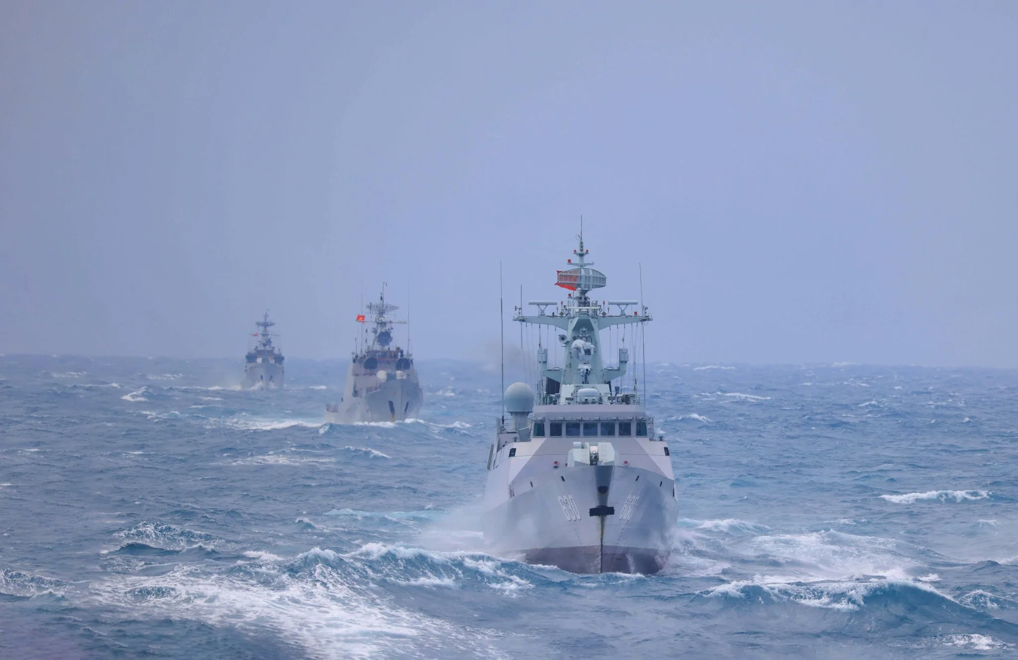 Russia, China Join Iran in High-stakes Hormuz Drills