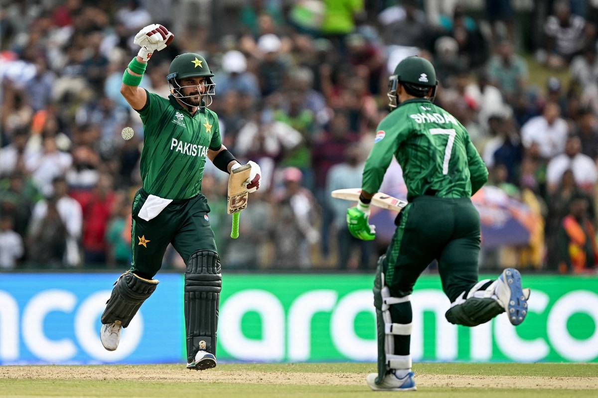 Sahibzada Ton, Bowlers Lift Pakistan into Super Eights